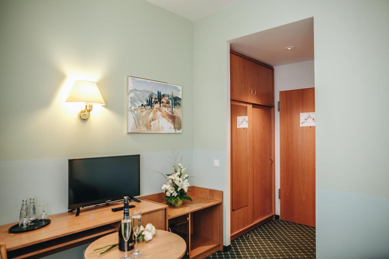 Hotel "Helle Mitte" Berlin Berlim Exterior foto