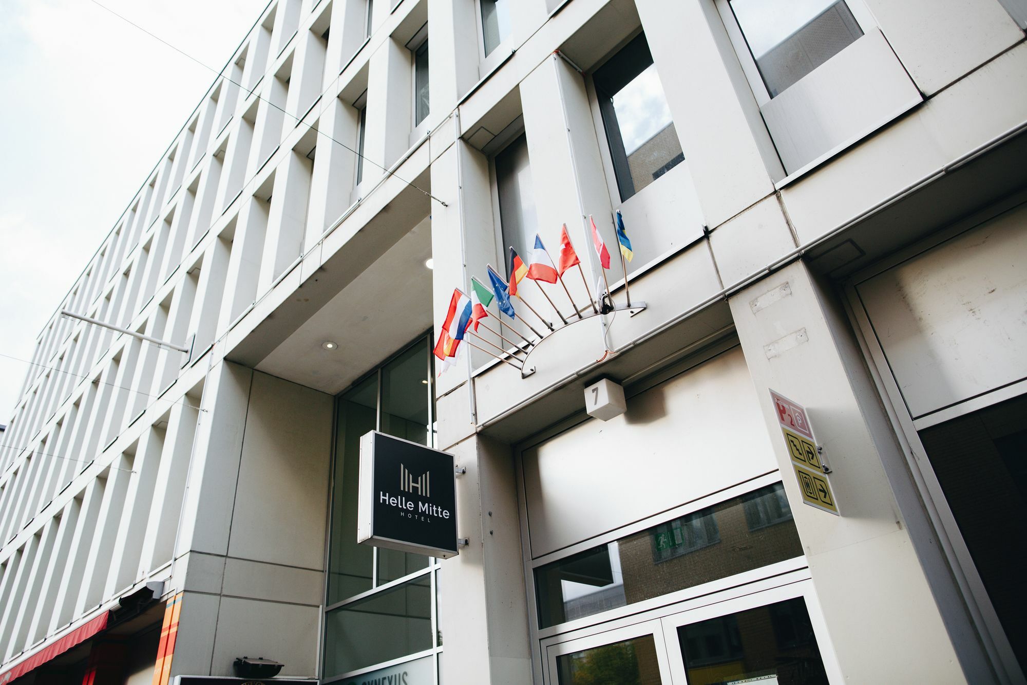 Hotel "Helle Mitte" Berlin Berlim Exterior foto